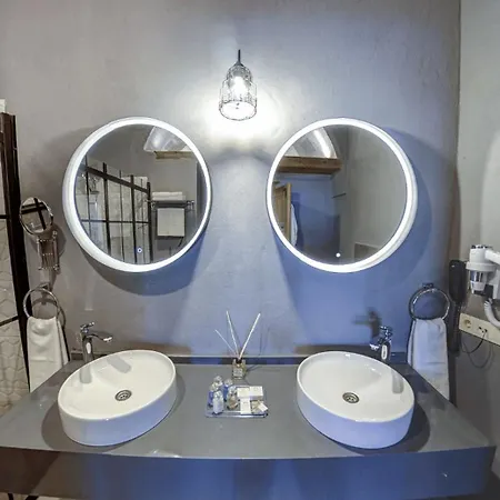 Ages In Cappadocia Premium أُتْشيسار