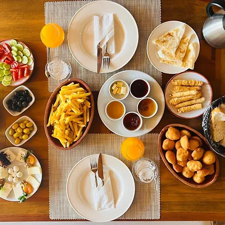 Ages In Cappadocia Premium فندق