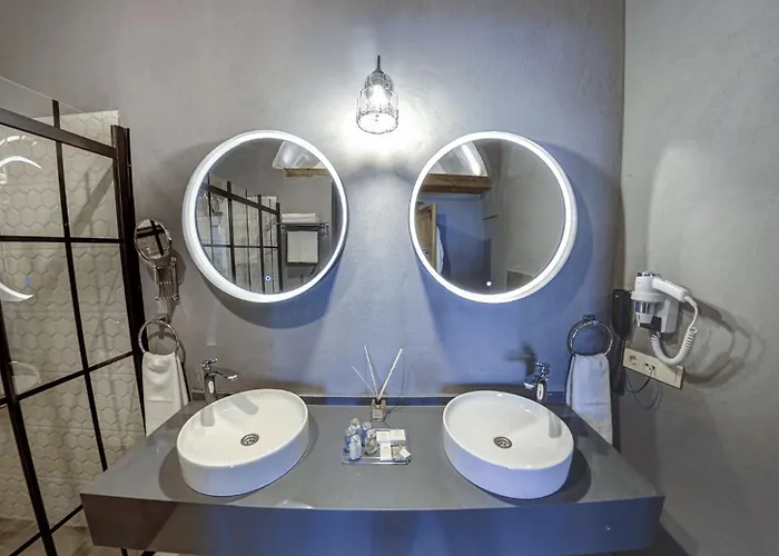 Ages In Cappadocia Premium Üçhisar